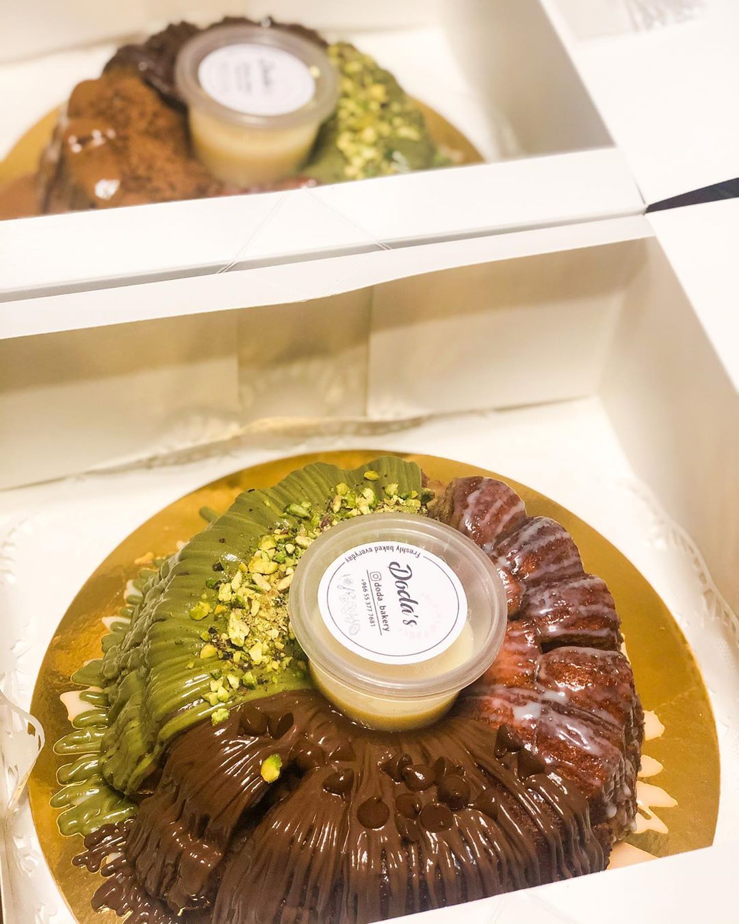 The secret ingredient is love ♥️ #monkeybread #yummy #nutella #lotus #pistachio #معجنات #خلية_نحل #كيري #نستلة #شوكولاته #لذيذ #روعه #طازج #طلبات #جمعات #رمضان