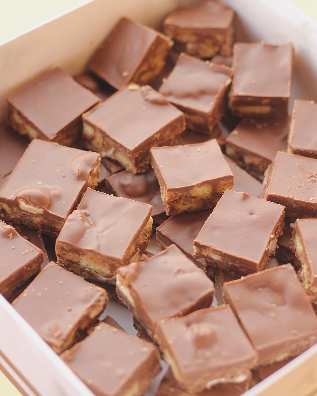 روكي رود لاروزيت اللذيذ ❤️ Our delicious rocky road .. order it now!