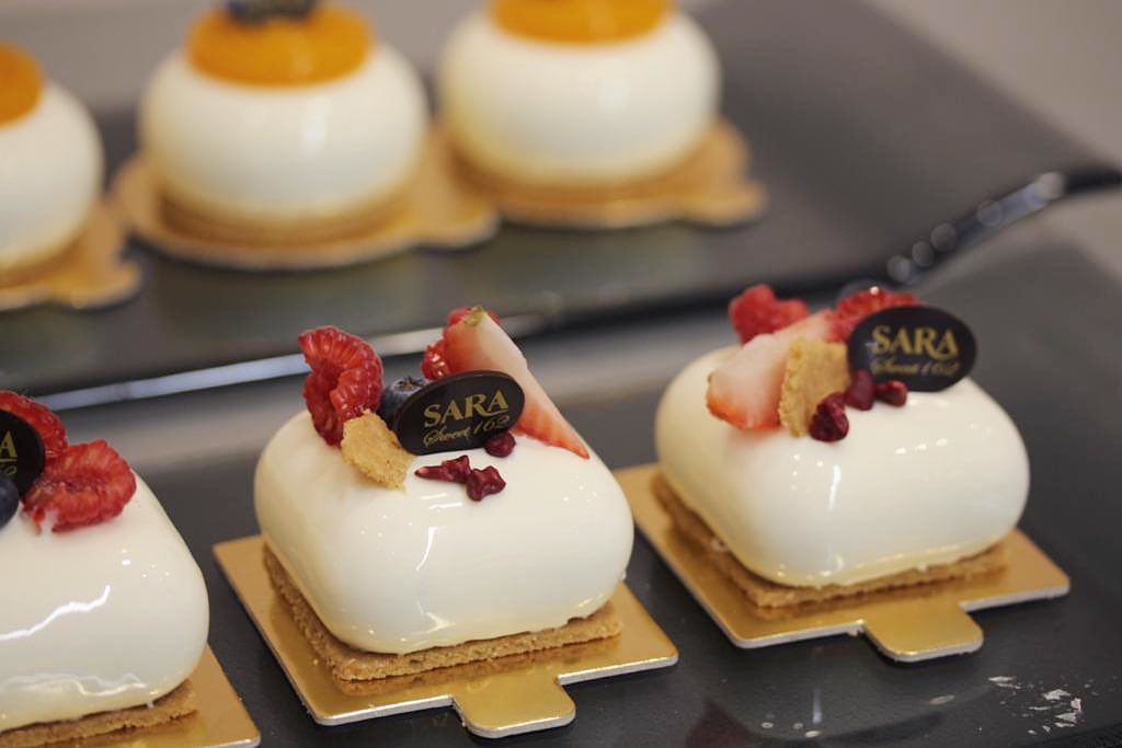 نتائج دورة الونزر
.
.
.
~
@pastry_academy_of_elite
~
.
.
.
#cake #sarasweat162 #كيك #دورات #دورات_كيك #دورات_الرياض #حلويات #تخرج #منسبات #ضيافه #حلويات_قهوة #حلا
