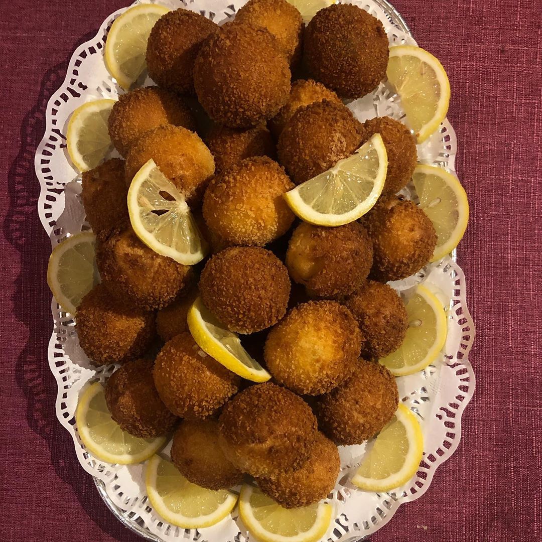 كرات مقليه السعر ٧٠ريال