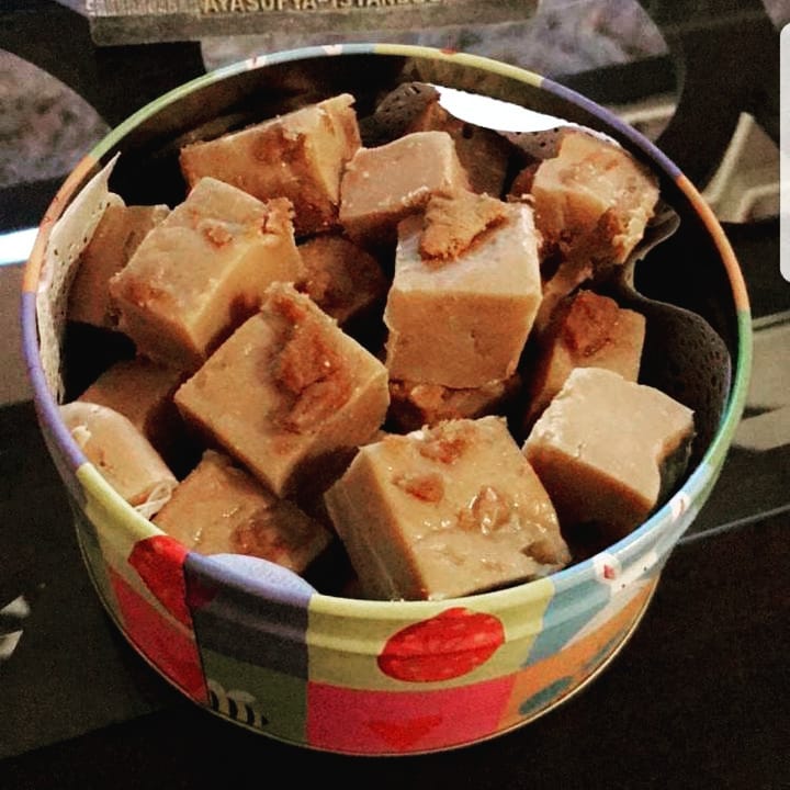 متوفر