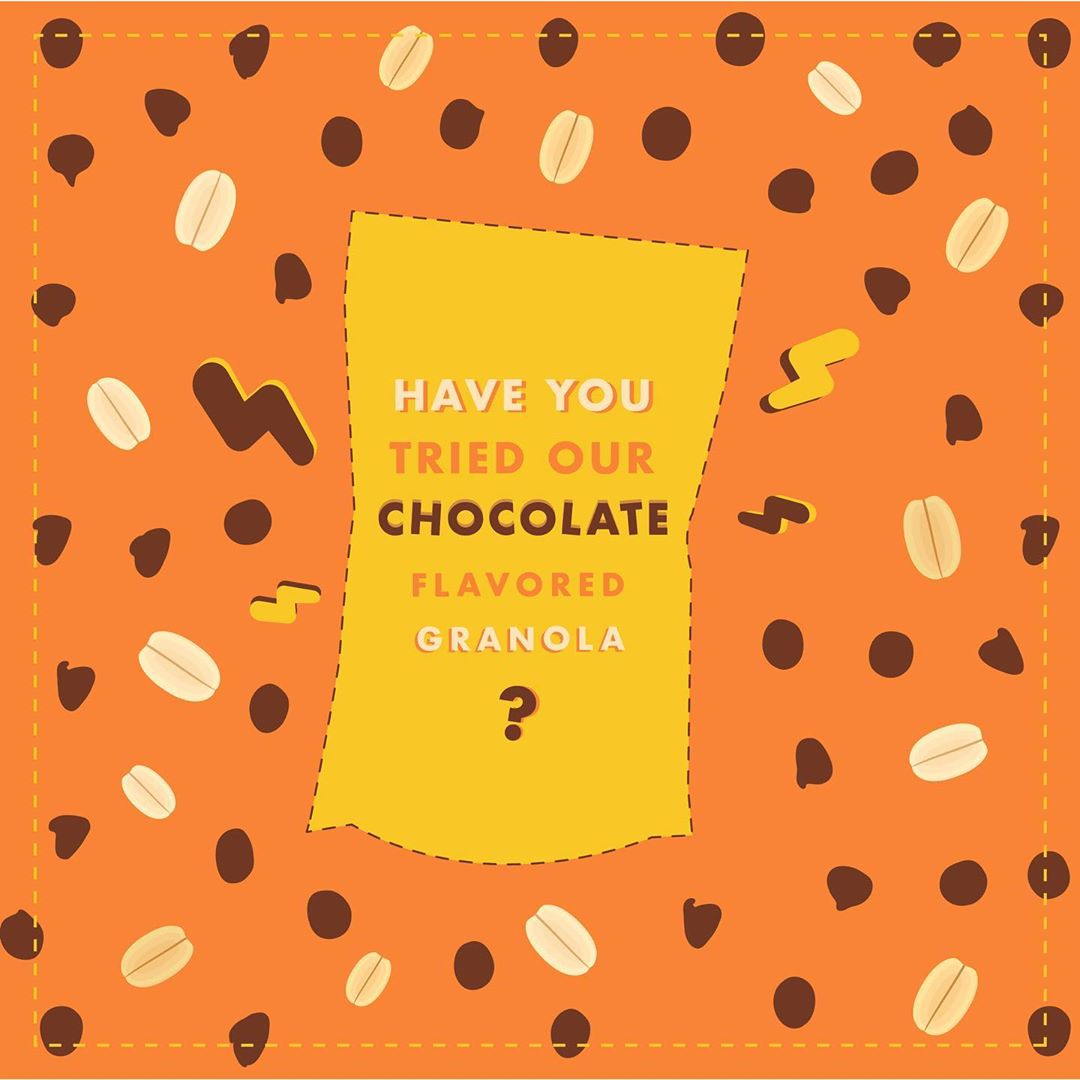 Hey chocolate lovers Have you tried our chocolate flavor! If not you’re missing out! Order your fresh batch today! ⚡️
.
.
.
.
#granola #healthyfood #oatmea #granola #saudiarabia #healthyeating #benefits #snack #food #health #jeddah #ramadan #loudthings
