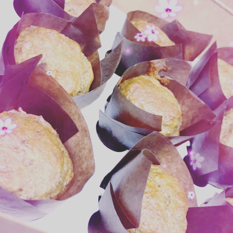 Mini banana and dates muffin without eggs