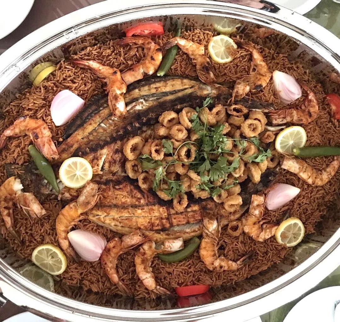 بتجرب معانا الذ صيادية في الرياض بسمك السي باس والجمبري الطازج ... سواء مشوية او مقلية زي ما تحب #الرياض #صيادية #سيباس #طازج ♥️