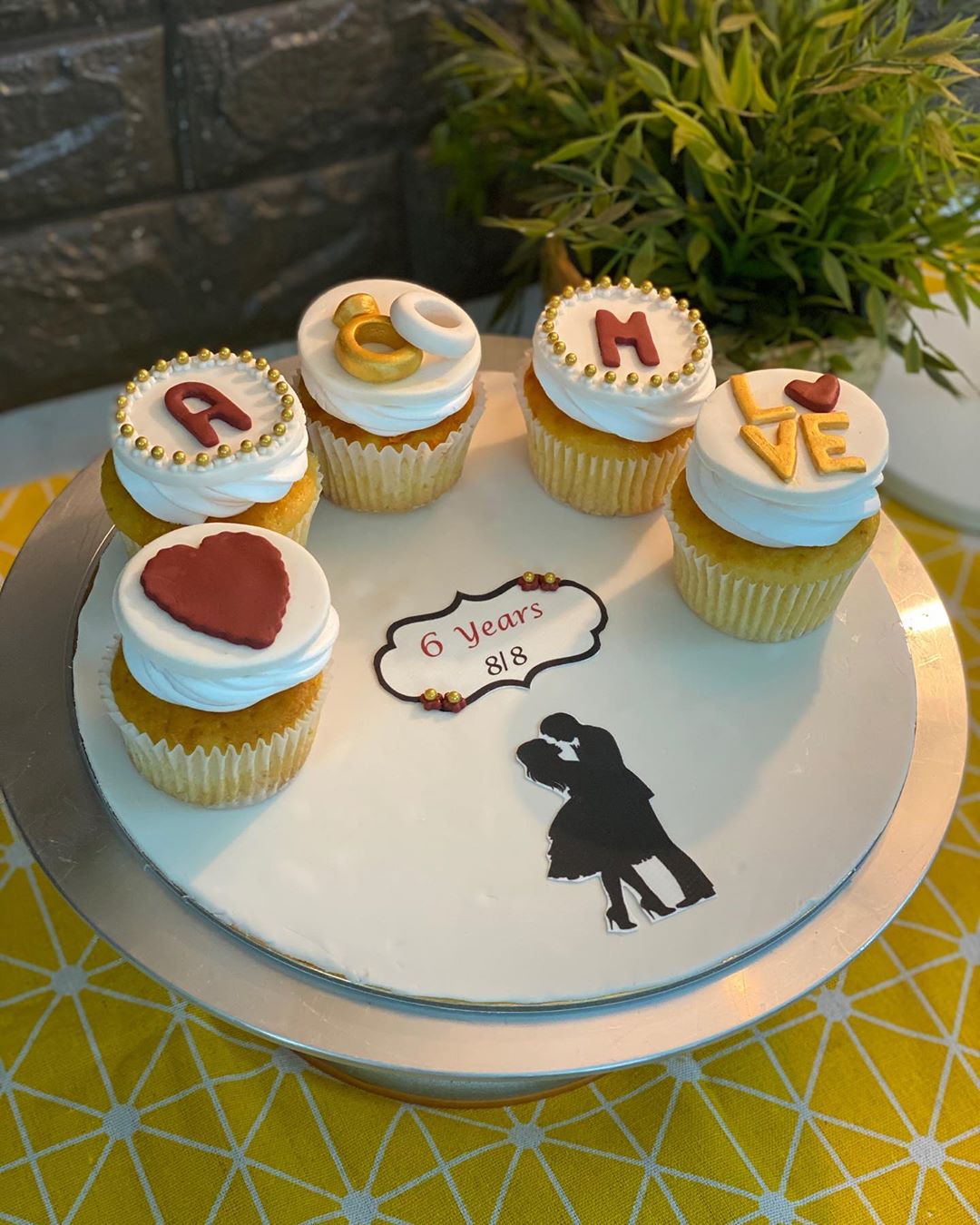 #كيك #فوندان #طلبيات #الباحة #العقيق
#تصاميم #ذوق #asrar #كيكات_رمضان #albahaca #cakecakecake #fondantcake #cupcakery