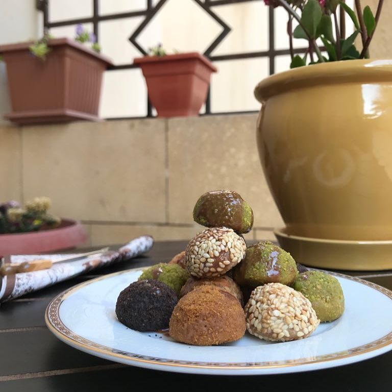 #هش #طري #لذيذ #بستاشيو #حلى #قهوه #رؤى_الصبان #افنان #يزيد_الراجحي #الرياض #اسر_منتجة #معارض #معرض #تخرج #كيك #حفلة #هدية #صياني #حب #ايفينت #فعاليات #صينيه