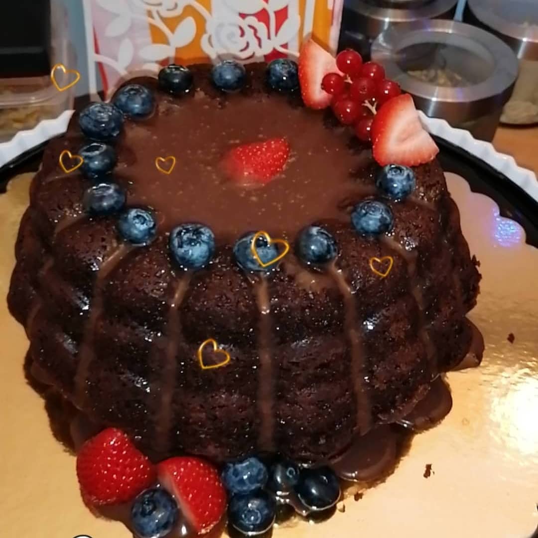 جديد الجوي فكتوري،
تشوكو لافر choco_lover
كيكه الشوكولاته اللذيذ مع قناش الشوكولاته اللذيذ
وشنو احلى من الفراولة و التوت مع الشوكولاته
شكل و نكهات رائعة
تجدونها لدى قطوف و حلا فرع العقربيه
#قطوف_وحلا #قطوف_و_حلا تحذير لعشاق الشوكولاته فقط ✋
#الخبر #السعوديه #تاجرات_الخبر #اسر_منتجه #اسر_منتجة #بسبوسةالقشطه #طازج_يوميا #حلا #the_joy_factory #sweets #alkhobar
#cake #magic_cake #sweets #candy #caramel
#كيك #كيكة #حلويات_فن #تاجرات_الخبر #تاجرات_الشرقية #قطوف_وحلا #قطوف_و_حلا #العقربية_الخبر #العقربيه_الخبر #الشرقيه #صنع_بحب #حفلات