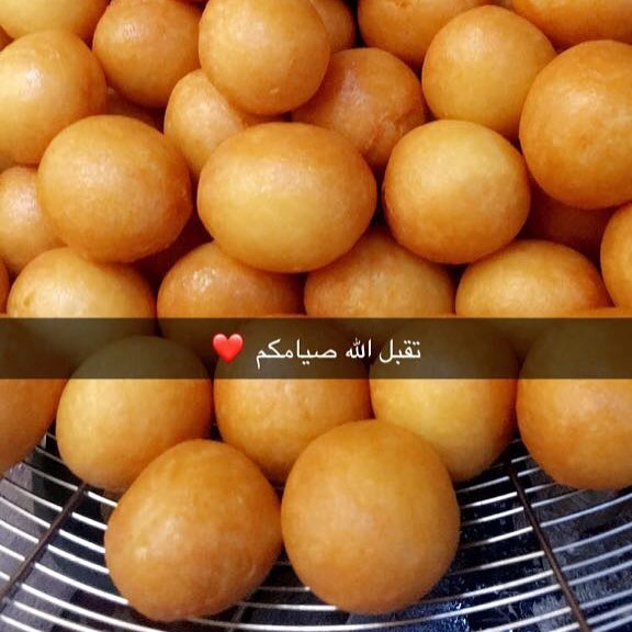 تقبل الله الصيام #logamatmalawal #صوم #لقيمات#لقيمات_مقرمشه #فطور#قهوه#تاسوعاء_عاشوراء