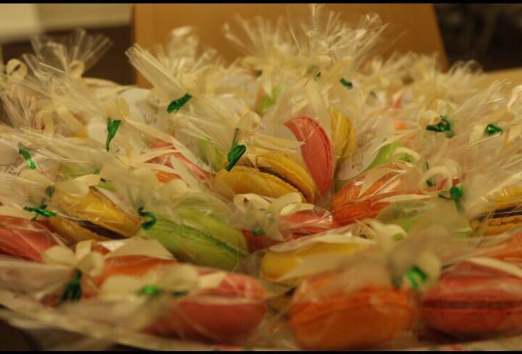يمي ماكرون
#حلا #لذيذ_جدا #لذيذ #الرياض #كيك #sweet #riyadh #cake
