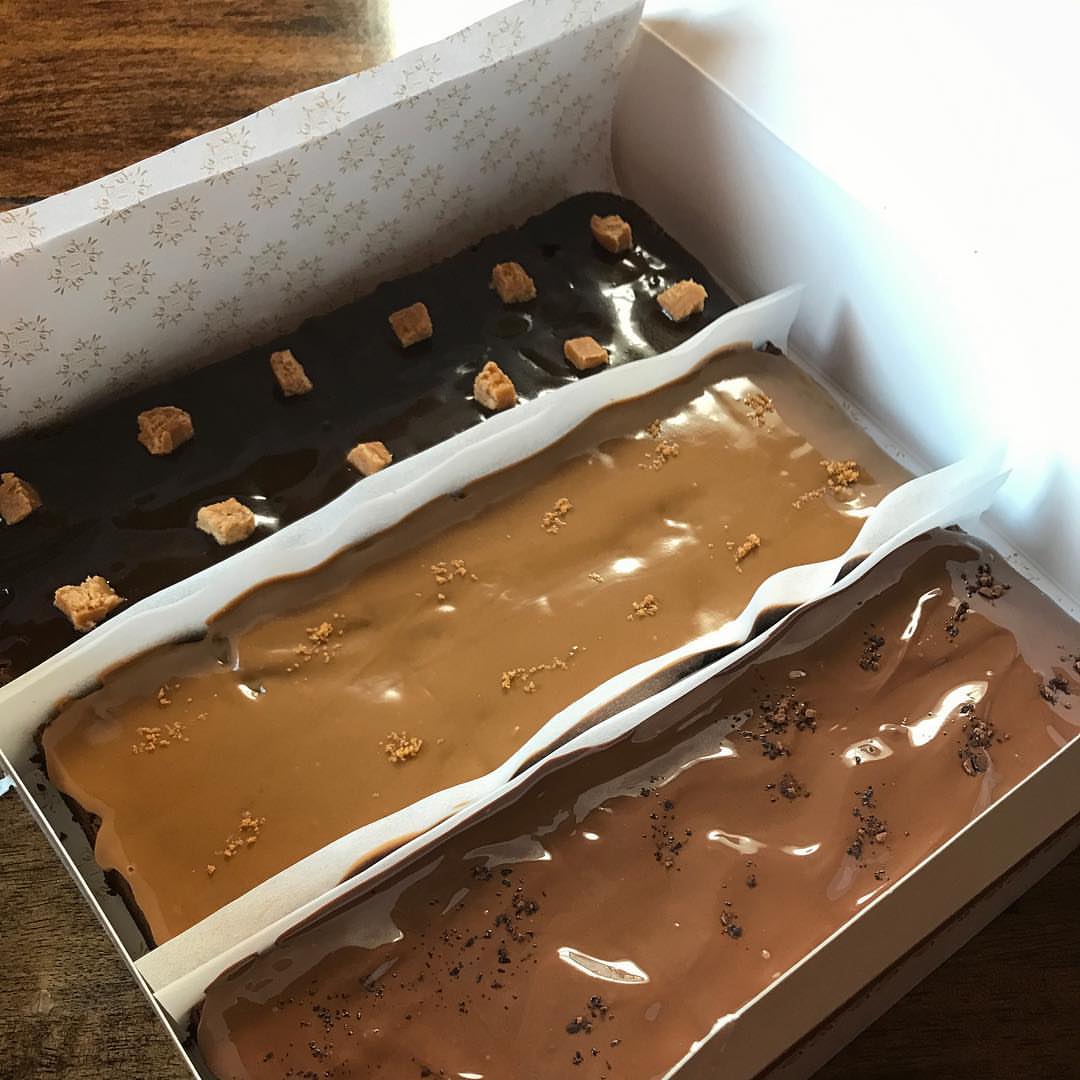 بوكس قطع براونيز، قطع من حُب❤️
36 حبه طرية وهشّه