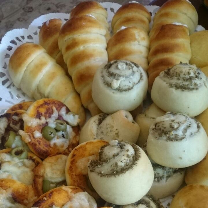 معجناتنا هشه وطرية
لطلباتكم الاستفسار على الواتس اب
