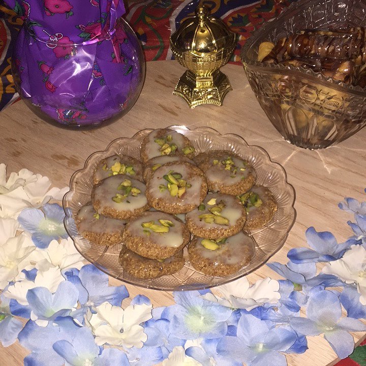طلبية زبونتي وجعله مداخيل العافيه