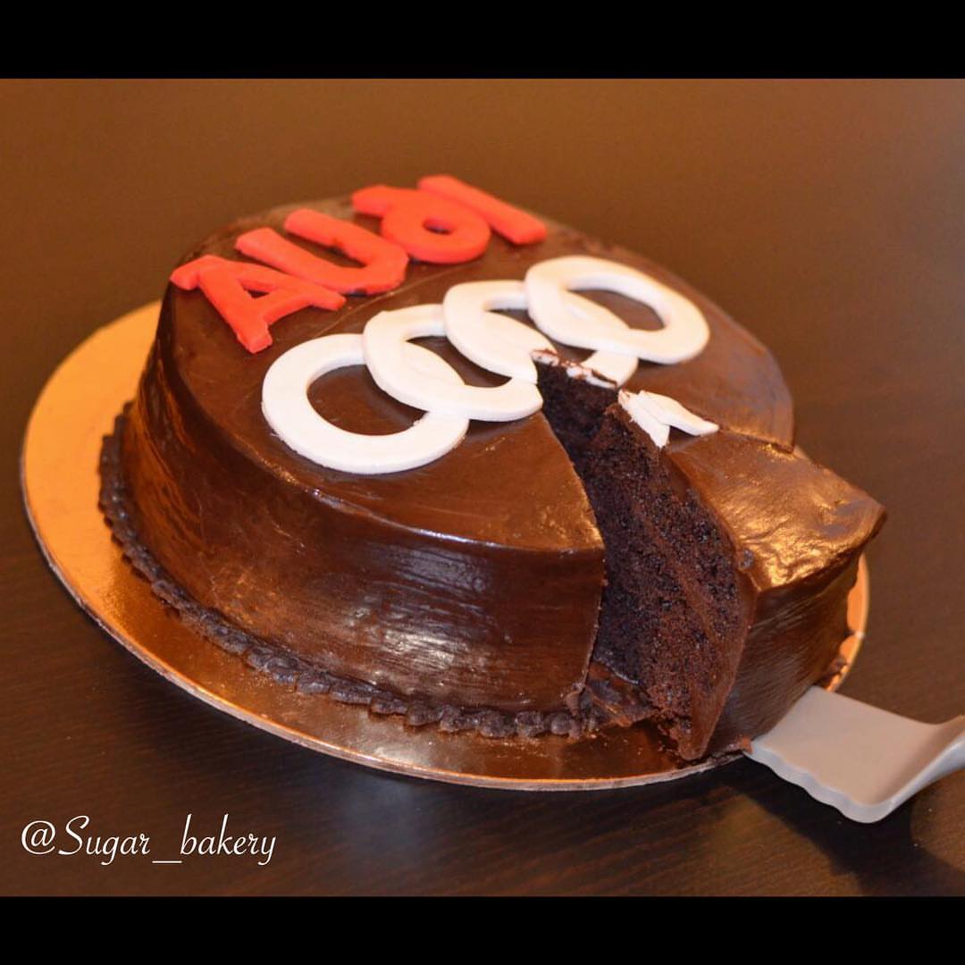 يسعدنا طلبكم
ومشاركتكم المناسبات الصغيرة والكبيرة
#جدة #جده #كيكات_جده #كيكة #كيك #jeddah #cake #audi #audilover #birthdayboycake #birthdaycake