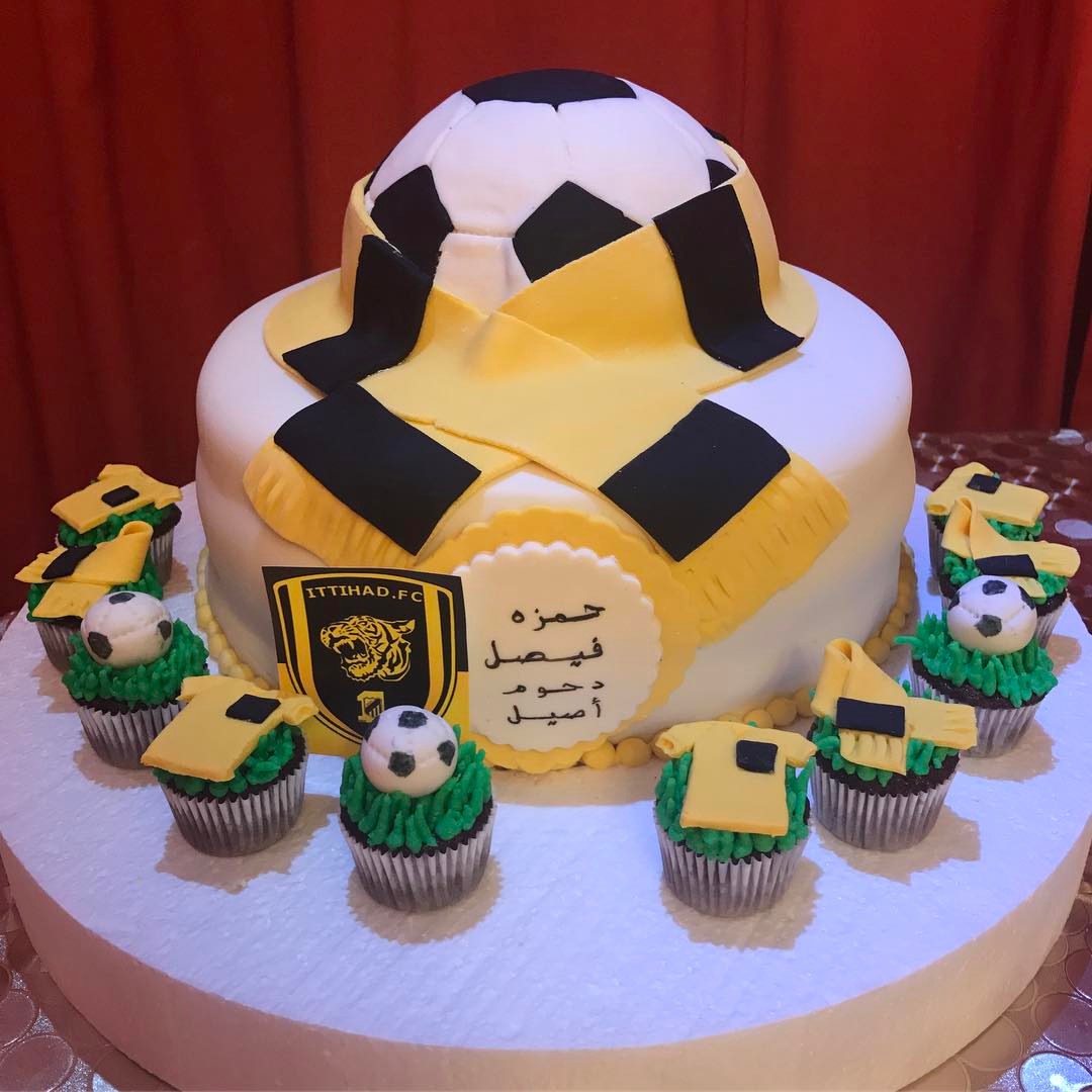 كيكة نجاح الاتحاديين
#نجاح #تخرج #الاتحاد #النمور #كيكة #كيكات #كيكات_نجاح #حفلات #يمي_جدة #جدة_كدا_اتي_وبحر