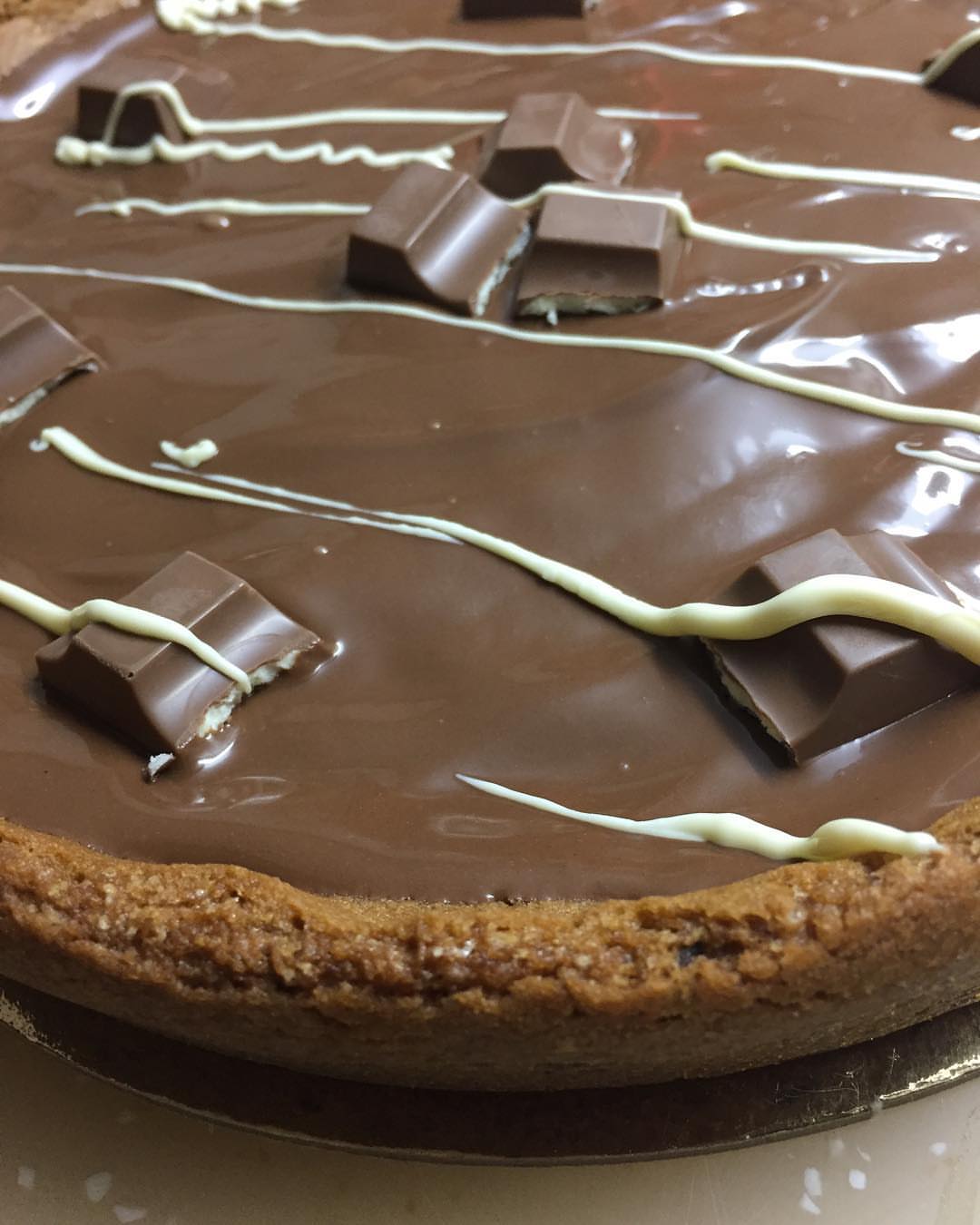 http://instagram.com/gandorah_sweets
غندوره سويتس للحلويات ب انواعها
وتغطية حفلاتكم ومناسباتكم
تابعونا لدينا عروض مستمره مازالت عروضنا مستتتمره في #ينبع العرض الأول
أي كيكة ب50 ريال بسس (كوكيز _ فراوله_ جزر _الفستق و اللوز _ شوكلاته _ قرفه _ ليمون بالتوت الأزرق _ تفاح _برتقال _ جوز الهند)
تكفي من 6 ل 8 اشخاص العرض الثاني
20 قطعة من الكوكيز بالشوكلاته او العادي ب٤٥ ريال بسس
ويمكن اضافة اي نوع من الحشوات ب٥ريال فقط عالطلب
العرض الثالث
كاسات التشيز كيك 20 كاسه بسعر55ريال فقط العرض الرابع
فراوله بالشوكلاته بوكس ب 45 ريال فقط مكون من25 ل28 قطعه
لدينا توصيل بمبلغ اضافي سارعو بالحجز ف الكميات محدوده ل كل يوم
