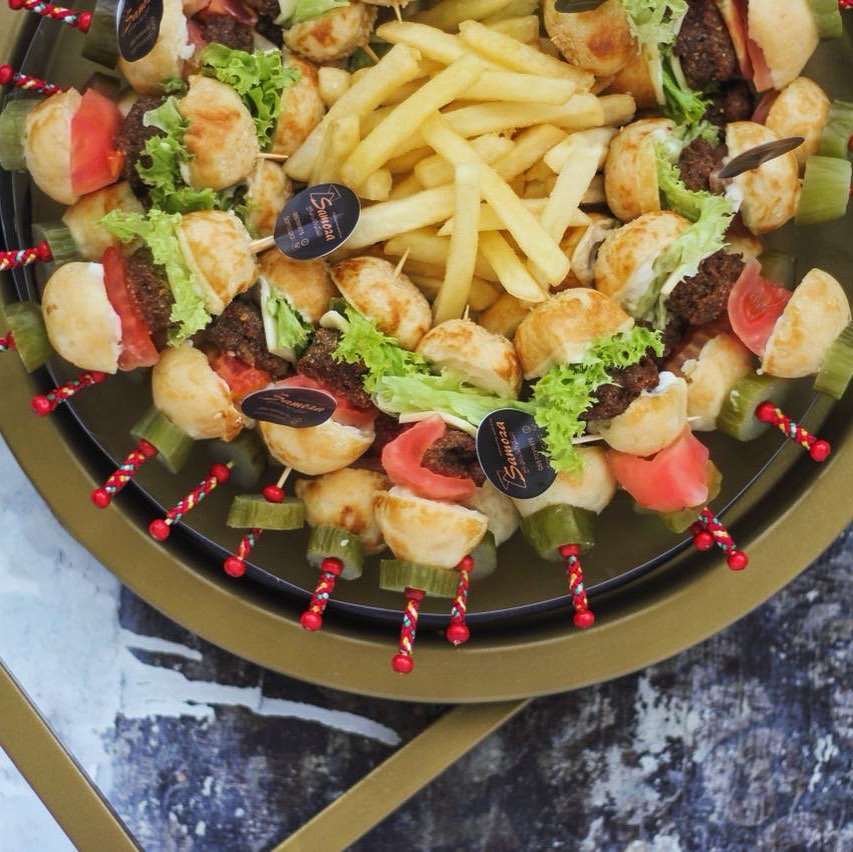 ميني برقر دجاج بخبز البطاطس
#مساء_الخير#صباح_الخير#تقديم#تقديمات#تقديماتكم#ضيافه#ضيافة#ضيافتكم#ترتيب#تنسيق#ترتيبات#تنسيقات#اكسبلور#ديكور#ديكورات#قهوه#قهوة#قهوتكم#حلا#حلى#الرياض#تجارب#تصويري#صور #مشاريع