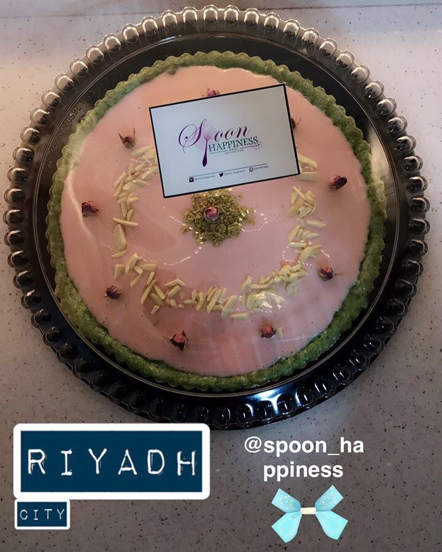 حلى الفستق وهل يخفى القمر
❤️❤️❤️
طلبيه زبونه عليهم بالعافيه ️ماشاء الله
ياعسولات الطلب قبل بيوم والتواصل على والواتس
.
.
.
#حلى_قهوة #حلى #حلويات_الرياض #قهوه #جمعه #زوارة #يمي #فستق #بستاشيو #spoon_happiness #like4like #follow4follow #photography #ksa #saudiarabia #handmade #deliciousfood #جمعه_طيبه #جمعات #بنات_الرياض #بنات_الجامعه #بنات