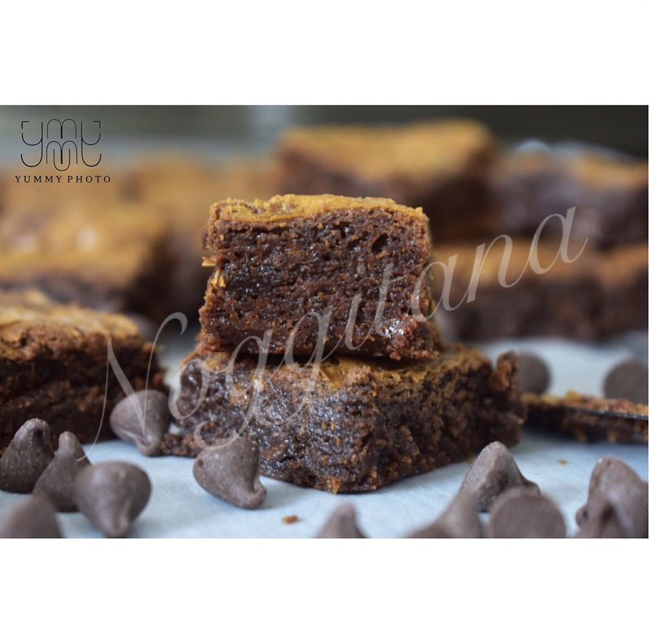 براونيز بالنوتيلا
بعدسة @_yummyphoto
#حلا#حلويات#براونيز#كوكيز#قهوة#توزيعات#روعه#جدة#مكة#السعودية#لذيذ#مساء_الخير#مناسبات#تصويري#فوتو#عدستي#صور#تصميم#الناس_الرايئة#غرد_بصورة#صباح_الخير#الأنامل_الجميلة