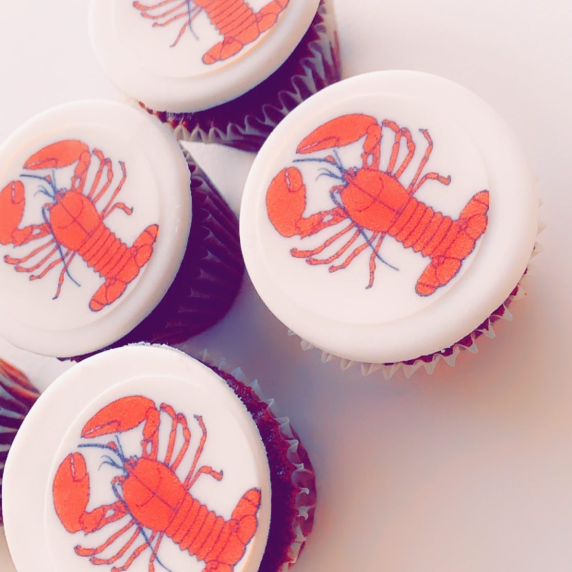 #loveu #love#ganash #birthdaycake #كيكة_ملكة #redlobster #بارتي#عيد_ميلاد #تاجرات_جدة#كيكات_جده #جاناش#حفلات_تخرج_زواج_اعراس_تنسيقي_حفلات_عروسه_فرح_ملكه_غمره_سابع_مواليد_زفات كيك_جده#عيد_الام #ميني_ماوس #shrimp #مطاعم_جدة #جمبري #جده_غير #بينك #حفلات_جدة #كيكات_جده #ميني_كيك