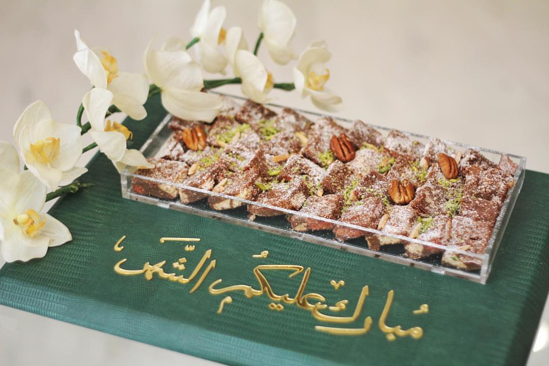 هل هلالك يارمضان ✨
.
.
صياني رمضانية بالجلد ومزينه بعبارة ذهبية *مبارك عليكم الشهر *
.
.
روكي رود التمر مع الصينيه
السعر ٢٥٠ ريال .