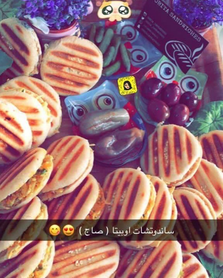 صباح الـ“الفرح المخبأ في ثنايا الحمد" #صباح _الخير❤️#goodmorning all☀️ #minisandwiches #helthyfood #ساندوتشات_اوبيتا ❤️ #ميني ساندوش #جديدنا #خضار #زعتر #ساندوتش #ساندوتشات #صاج #شاورما_دجاج #تونه #جدة #دبي #تصويري #happiness #sandwhich
#yummyjeddah #yummyfood #enjoy #jeddah_ksa#dubai #jeddah_food #foodlover #love_food #obita_sandwiches #madewithlove ❤️