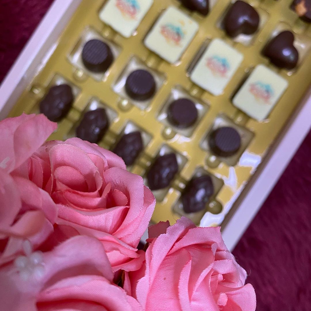 بوكس رمضان ⭐️
.
.
#الرياض #الخرج #السيح #الهياثم #المجمعة #نعجان #حلا_قهوة #حلا_سريع #حلا_بارد #شوكلت_بلجيكي #بوكسات #صفقات #عين #فايروس #dh_chocolate #رباعيات #فايروس #كيكالليمون #حجر #فعاليات #إجازه #عشاء_سريع #عيد #رمضان #عين #المنظومة #تواصل #رمضانيات #رمضان2020 #السحور