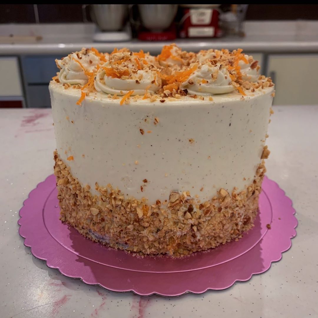 Classic carrot cake 15 cm ✨
