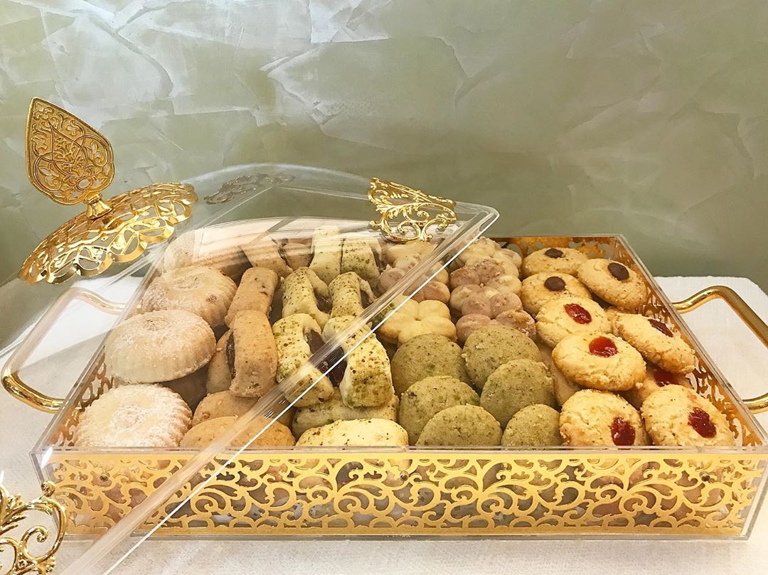 Mixed trays available✨ for orders call 0504142474
صياني مشكله متوفره✨ للطلب يرجى الاتصال على 0504142474