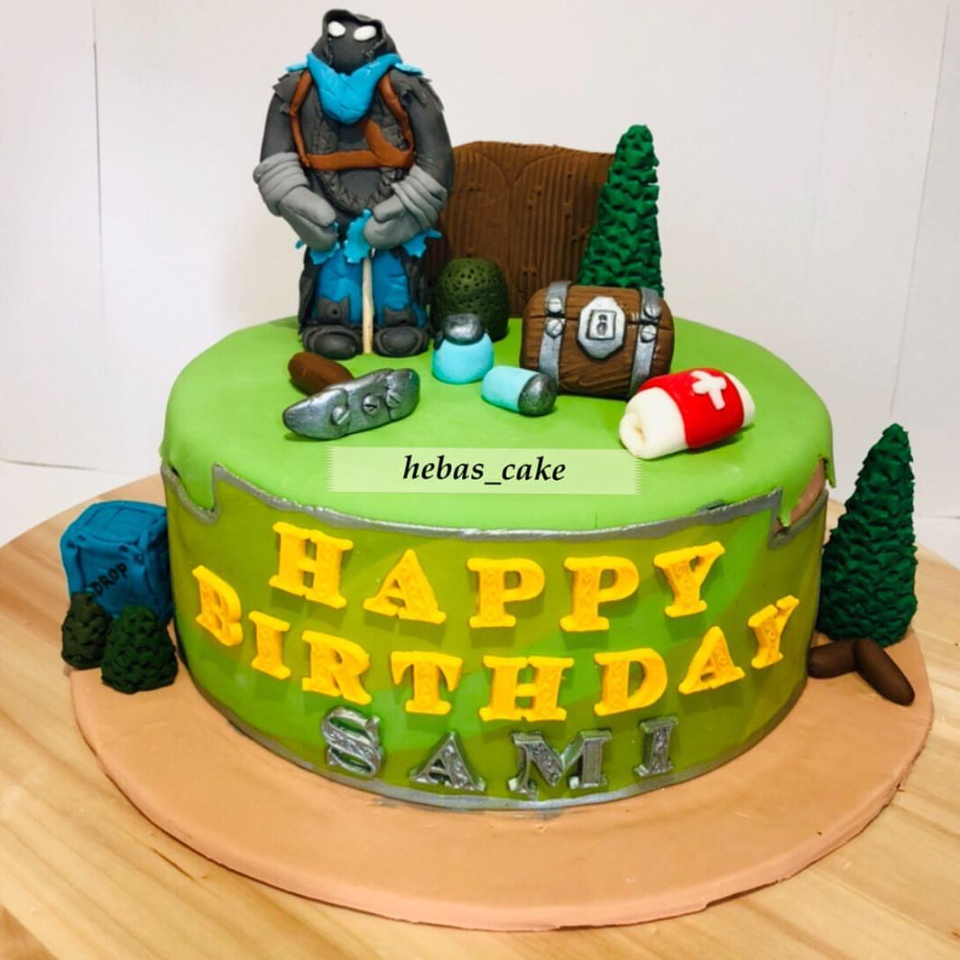 #cakedecorating #creativecake #uaecakes #fortnitecake #fondant cake #cakestyle #sweets #chocolate