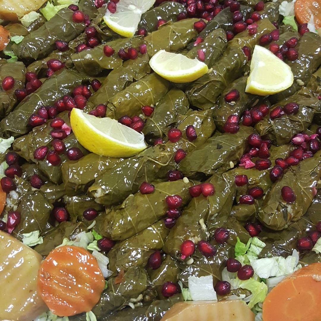 اشهى ورق عنب .. جرب وما بتندم .. للطلب قبل بيوم على الرقم 0563180981