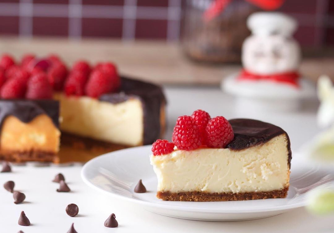 Raspberry and chocolate cheesecake ❤️
145 Sr