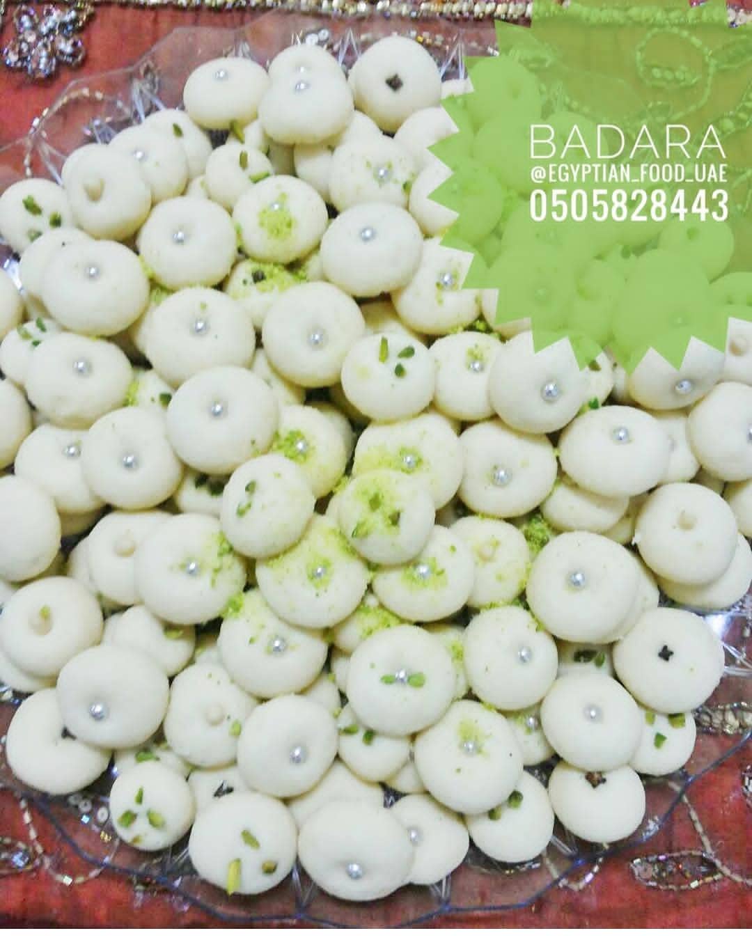 كل عام و انتم بخير بمناسبة قرب حلول عيد الفطر المبارك،
على استعداد لتجهيز جميع حلويات العيد بالسمن البلدي و الطعم المصري الأصلي:
-كحك(سادة-تمر-عين جمل-ملبن)
-بيتيفور(نوتيلا-مربى-لوتس)
-غريبة
-كعب غزال بالتمر( بالهيل او بدون)
-بسكوت نشادر
و المزيييد،
سارعوا بالحجز، الاولوية لأسبقية الحجز
للطلبات :0505828443
#غريبة #غريبة_الفستق #حلويات_مصرية #حلويات #حلى #تسليم_فوري #حلو_العيد #بسكوت #كيك #كعب_غزال #صواني_فاخرة #بدارة #سكر #فستق #ابوظبي #دبي #العين #الامارات #قهوة_عربية #سمسم #سمنة #فانيليا #توصيل #عيد_سعيد #عيدكم_مبارك #عيدكم_مبارك_وكل_عام_وانتم_بخير