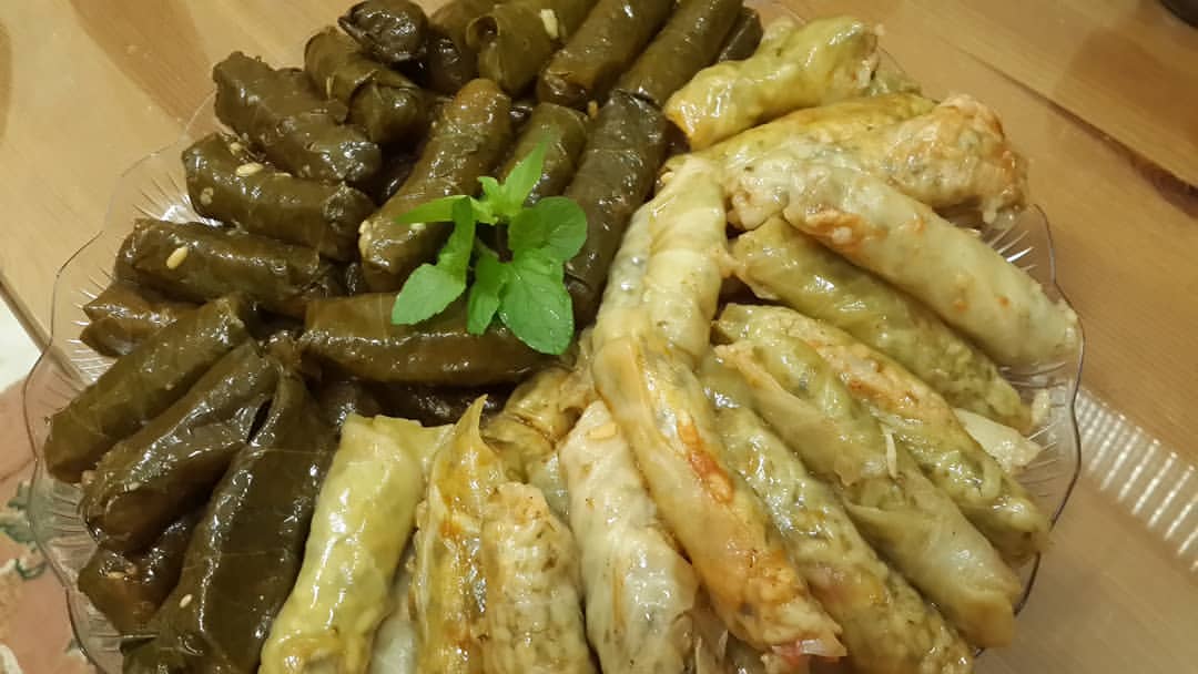 ورق عنب و محشي ملفوف
#تراثي_modern #لذيذ #روعه #زيت_زيتون #عادي #سبايسي_ناطع #ليمون #عادي #سبايسي_ناطع #ليمون #الامارات #بوظبي #يامي #روعه #ابداعاتي #محشي_ملفوف #ورق_عنب #حااامض