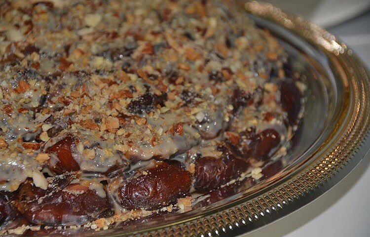 #تمر#مكسرات #العين#جوكليت #العين#ابوظبي_الامارات #دبي #قهوه #alain #abudhabi #dubai#dates c#coffee #sweet #saffron #cardamom