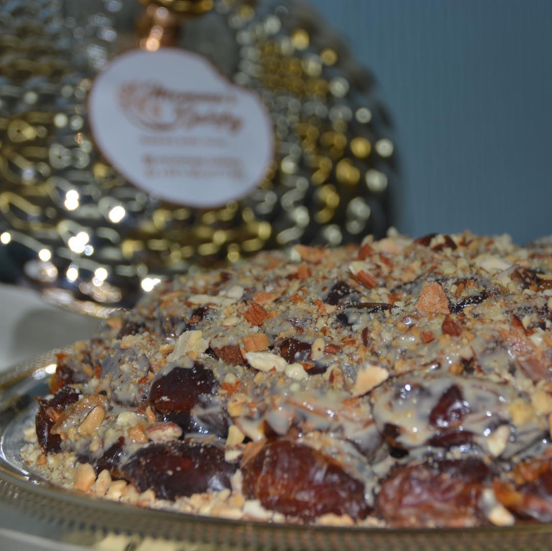 #تمر#مكسرات #العين#جوكليت #العين#ابوظبي_الامارات #دبي #قهوه #alain #abudhabi #dubai#dates c#coffee #sweet #saffron #cardamom #ramadan #eid
