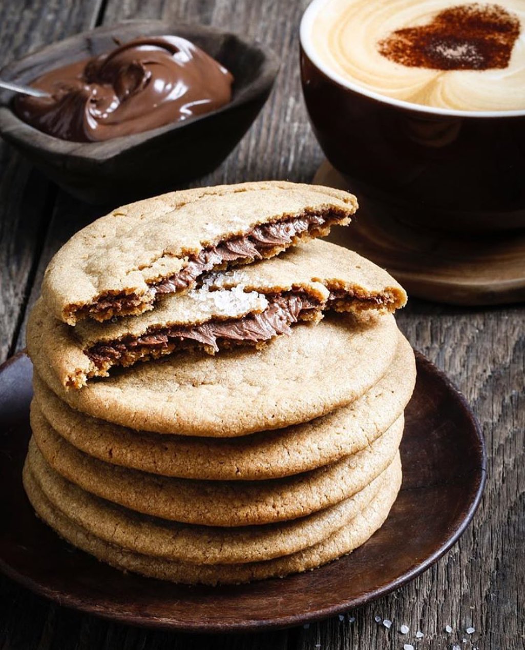Everyone’s favorite Nutella seasalt cookies! Order your batch for EID now ✨ بدأنا باستقبال طلبات العيد الرجاء حجز طلباتكم قبل يوم الأحد