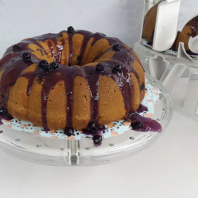 Chocolate naked cake