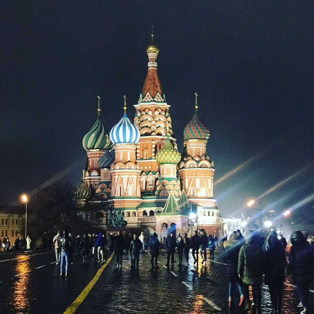 ❄️ 1.11.2019 Hello November #moscow #redsquare #saintbasilscathedral