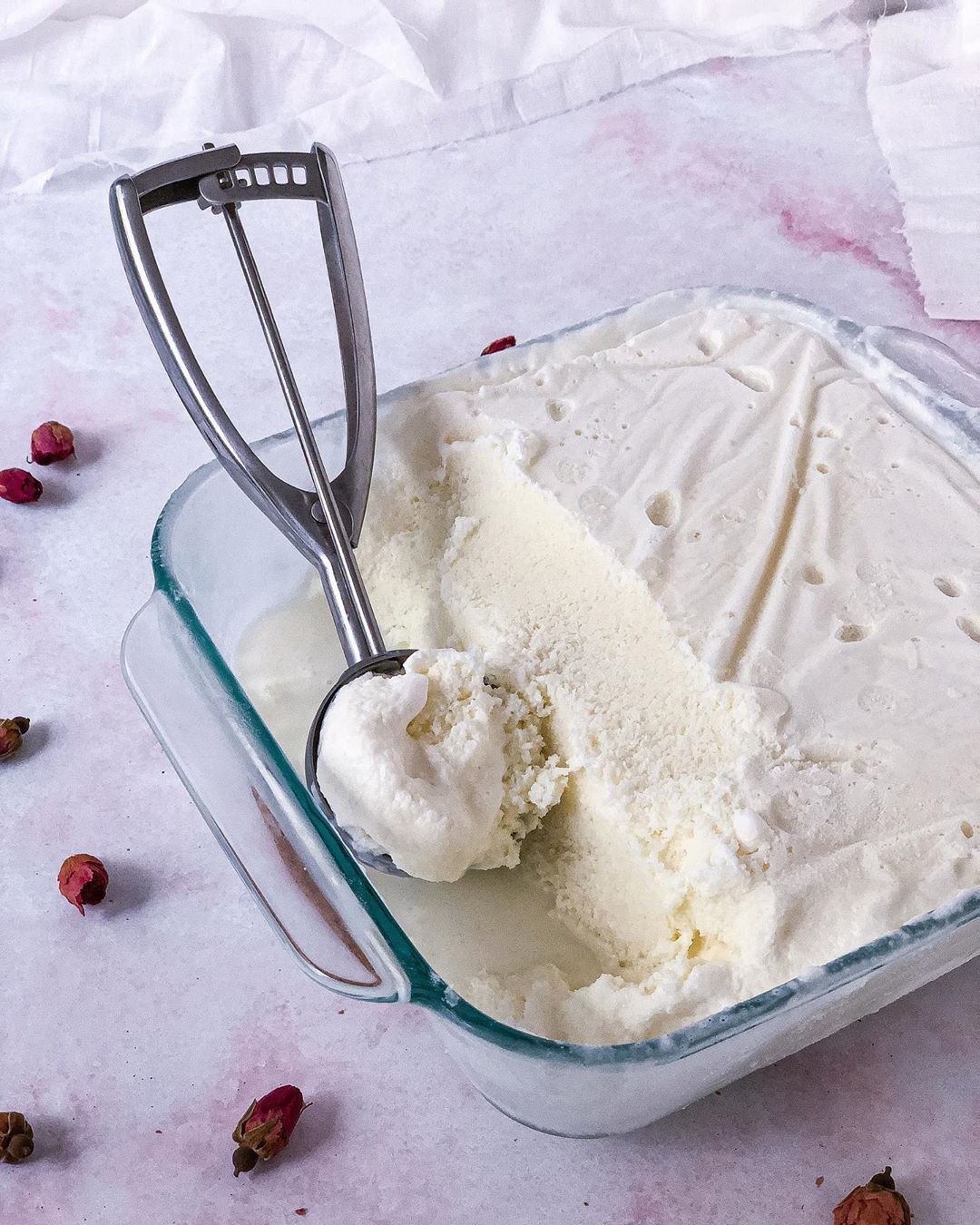 I don’t know about you guys but I get all sorts of crazy cravings while I’m fasting and especially with our favourite food spots closed given the current situation, I try to make the most of those cravings by trying to recreate those flavours at home!
I kinda started experimenting with one of my favourite traditional desserts....
Peshawri ice cream!
Peshawri ice cream is a traditional Pakistani ice cream made with full fat milk and lots of cream or as we like to call it malai!
Ooh and it doesn’t contain any eggs.
The distinctive feature of Peshawri Icecream is the layer of cream that starts to form at the top of your mouth as you eat it!
This ice cream is super easy to make and doesn’t require an ice cream machine, just a food processor. However, if you do have an ice cream machine I suggest using it, as although the food processor hack works great, you still get some ice crystals!
Recipe is in my highlights! If you do make some at home don’t forget to tag @cakedistrict, would love to see all your versions too!
.
.
.
.
.
.
.
#peshawriicecream #malaiicecream #desiicecream #pakistanifood #pakistanidessert #pakistaniicecream #icecreamgoals #icecreamlover #icecreamlove #icecreamlovers #icecreamcake #icecreamofinsta #icecreamhomemade #icecreamtime #icecream #icecreamaddict #icecreamporn #icecreamforbreakfast #homemadeicecream #nochurnicecream #icecreamrecipe #icecreamrecipes #clottedcream #clottedcreamicecream #peoplescreatives #icecream #eeeeeats