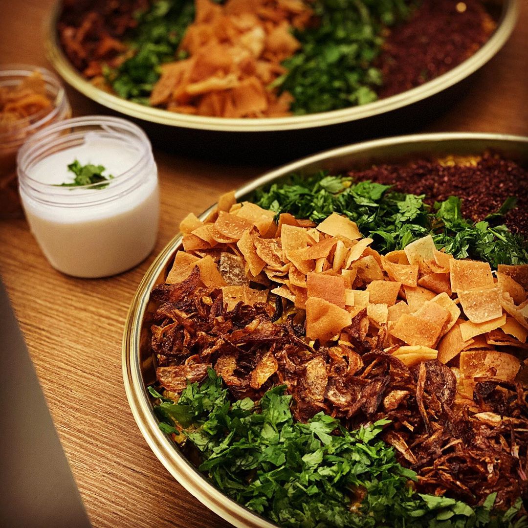 فتة ورق عنب ( الكلاسيك ٨٠ درهم ) #فتة_ورق_عنب #فتة #دبي #ورق_عنب #لذيذ #حامض #سبايسي #الامارات #الإمارات