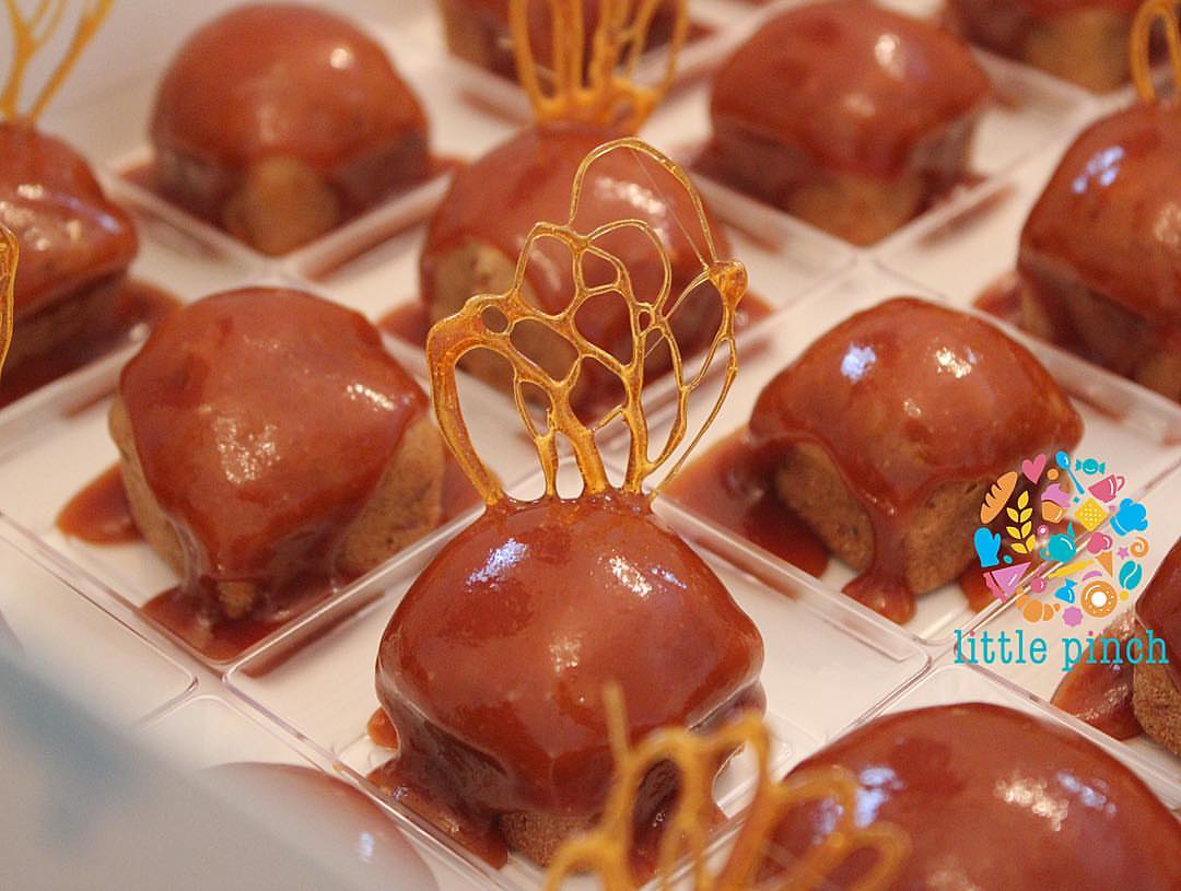 Try one of our beat seller " Date Pudding "
With Caramel Sauce ( 240 AED for 36 pieces )
#pudding #dates #cake #coffee #coffeetime #sweets #caramel #mini #uae #dubai #abudhabi