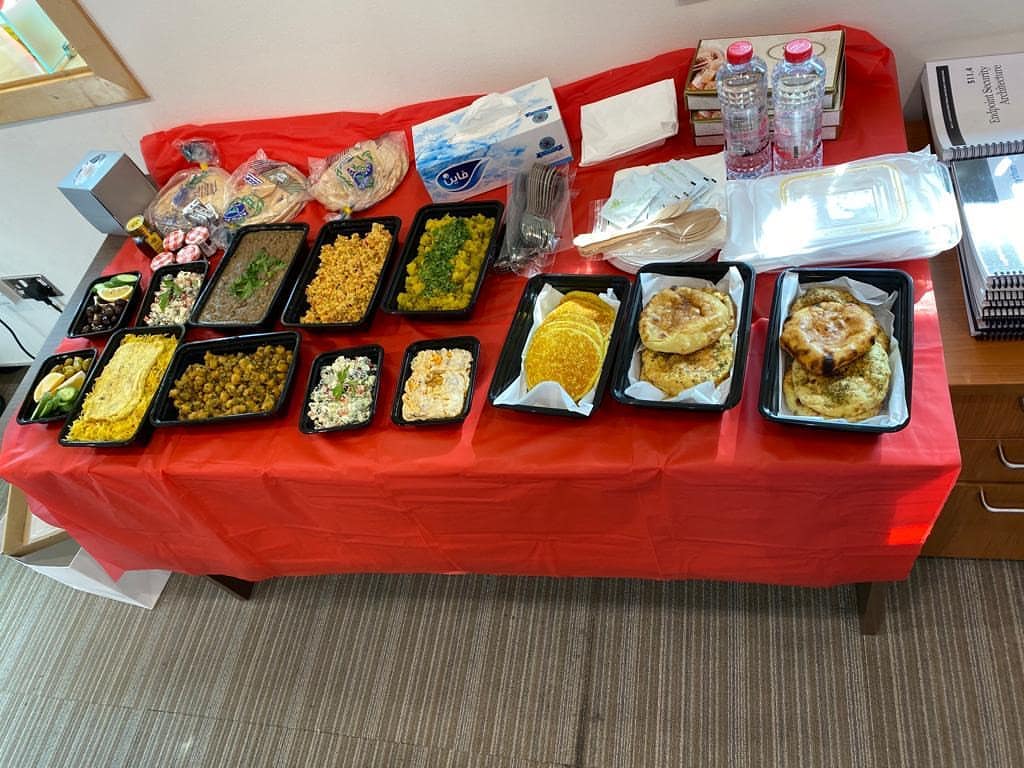 ريوق العاشرة
جديد حس التذوق
كل ما لذ وطاب في بوكس ريوق العاشره
ريوق متكامل ومميز
#خمير #جباب #حمسات #حمسة_دنقو #دنقو #حمسة_بطاط #بلاليط #بيض #بيض_وطماط #فول #لبنة #مكدوس #جبن #سلطة #سلطة_فيتا #عسل #جام #كرك #لذيذ #مميز #شعبي #اماراتي #تقليدي #ريوق_بيت #هندي #شامي