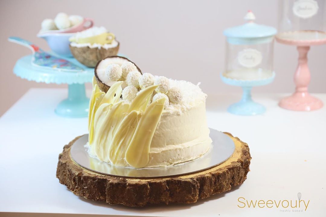 Coconut cake