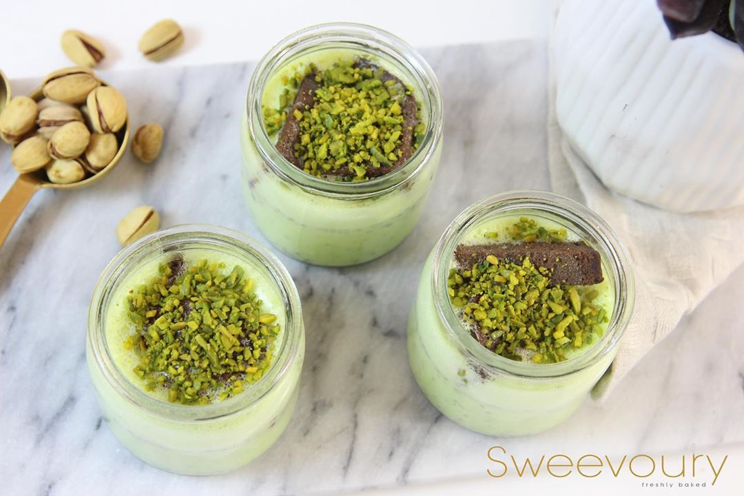 Pistachio mousse