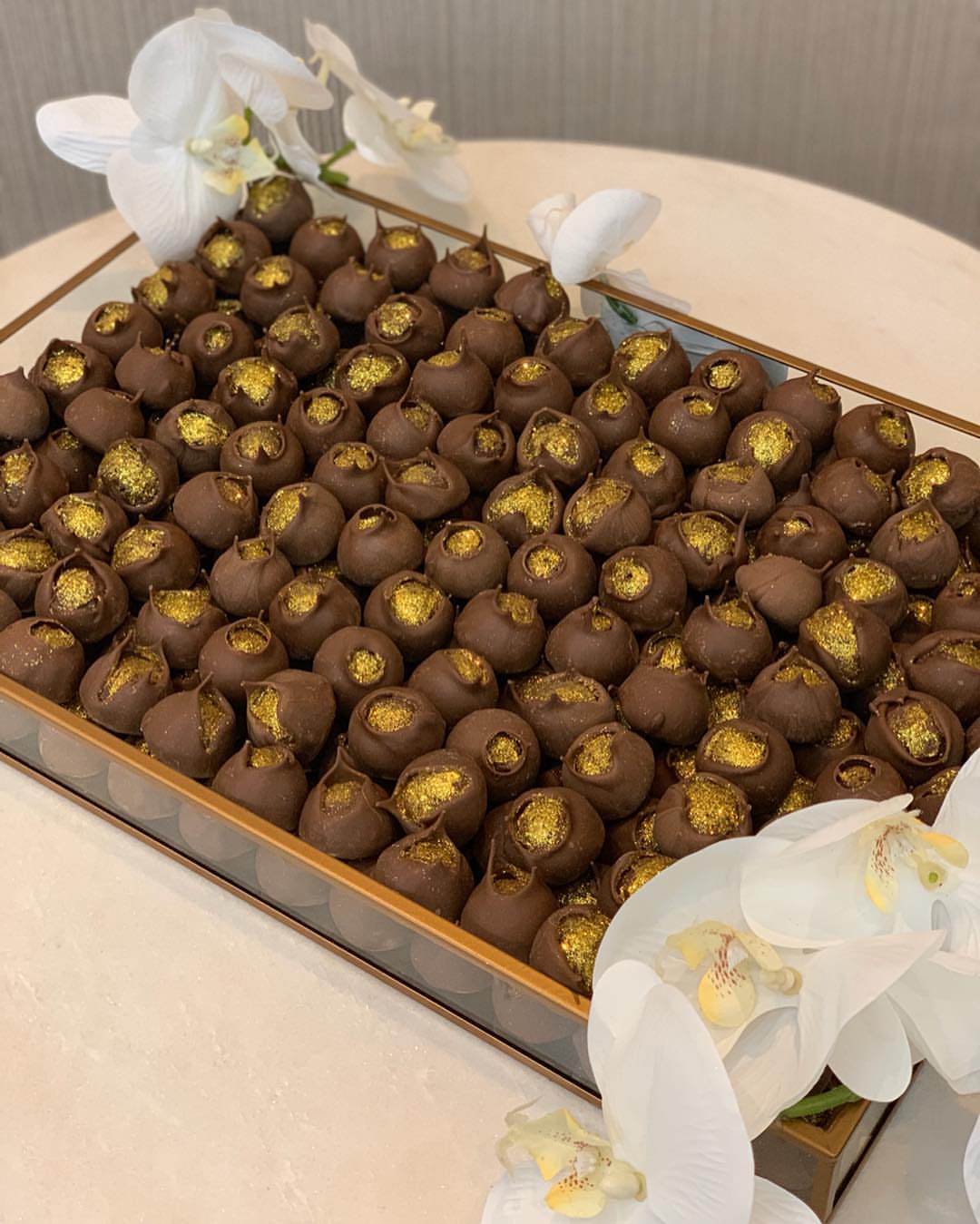 Crispy Chocolate Tray ✨