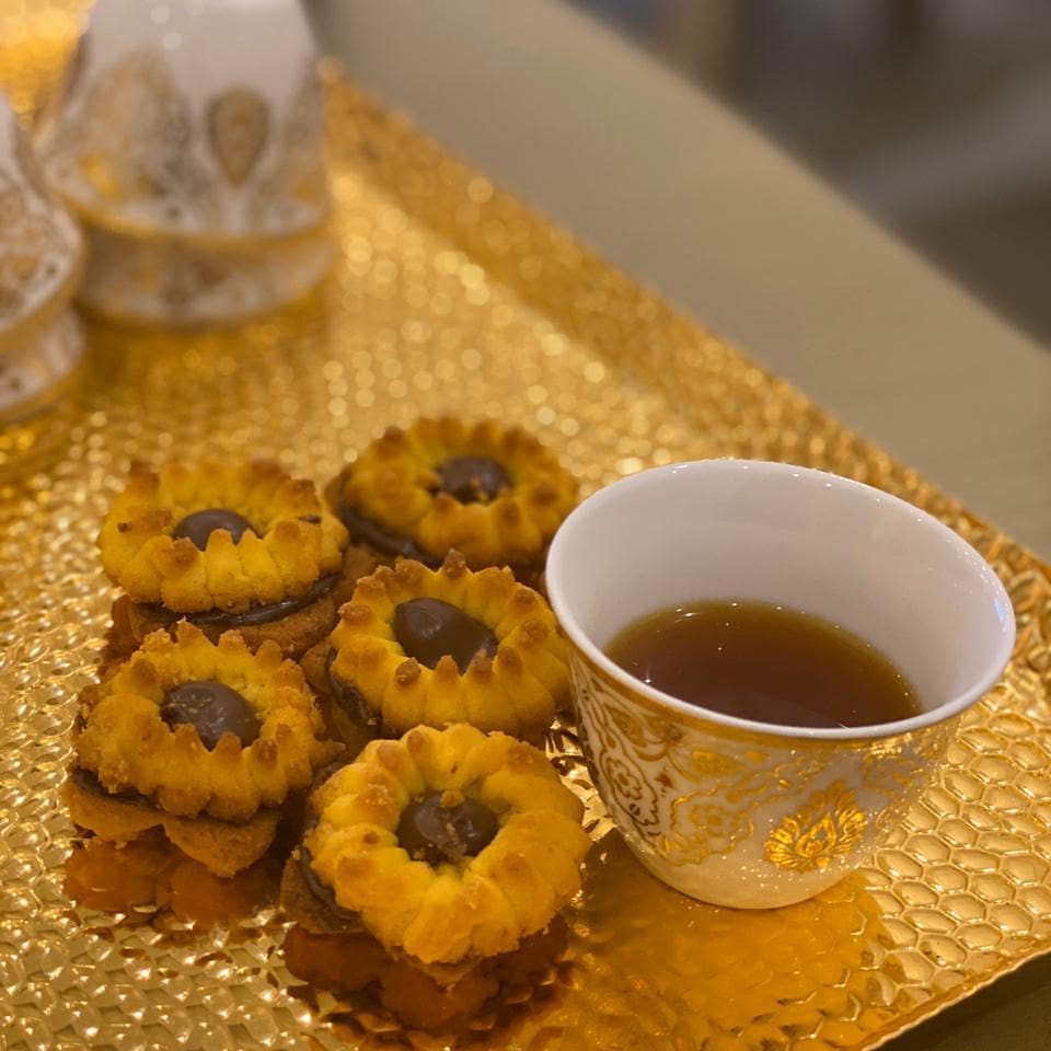 القهوه الملكيه وبتفور نوتلا لطلب يرجى التواصل وفالكم طيب #الامارات #ابوظبي #الفجيرة #شوكليت #حلويات #كنافه #كوكيز #جميرا #ورد #فواله #روز #فوالتي #قهوتي #قهوه #حلويات #البطين #الشارقة #عجمان #العوير #العروس #العين #اكسبلور #رمضان #بثيث #بتفور #الهير #كوفي