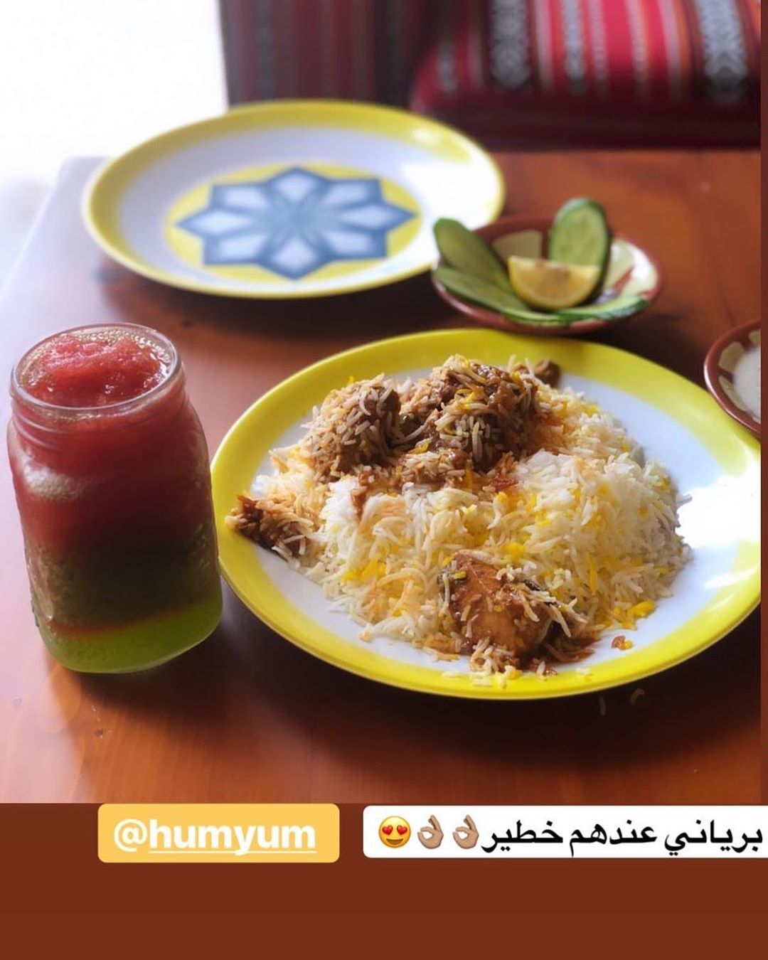 #repost بالعافية @humyum ❤️ #uae #dubai #jumeirah #humyum #هم_يم #دبي #ريوق #رقاق #جميرا #مطعم #كوفي شعبي #بلاليط #خبز #شاي #لقيمات #عسل #كرك #breakfast #reqaq #karak #tea
#food #love #coffee