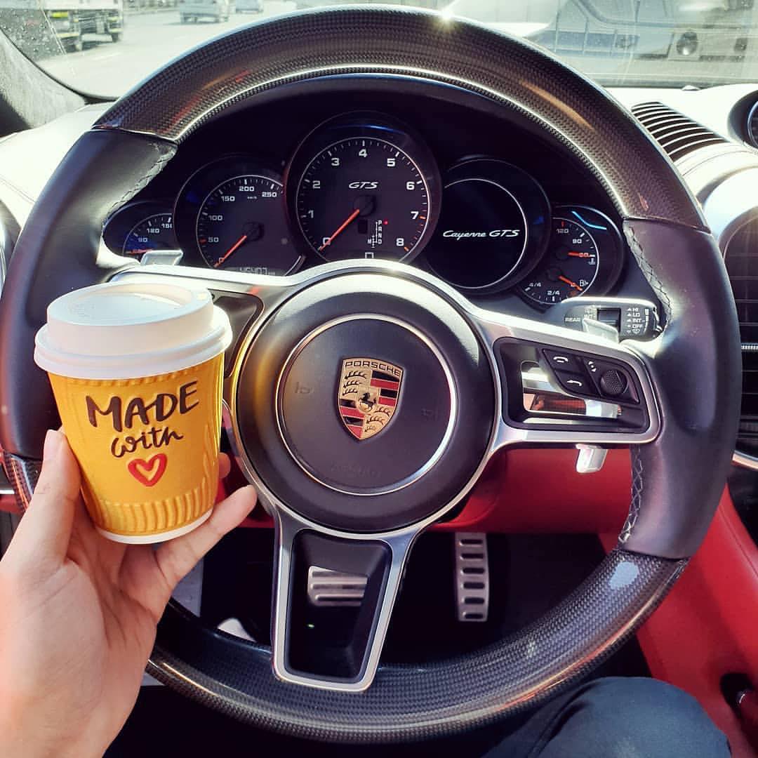 #repost @confessions.of.a.dubaifoodie A cup full of
positivitea
@HumYum, Jumeirah, Dubai United Arab
Emirates بالعافية @humyum ❤️ #uae #dubai #jumeirah #humyum #هم_يم #دبي #ريوق #رقاق #جميرا #مطعم #كوفي شعبي #بلاليط #خبز #شاي #لقيمات #عسل #كرك #breakfast #reqaq #karak #tea
#food #love #coffee