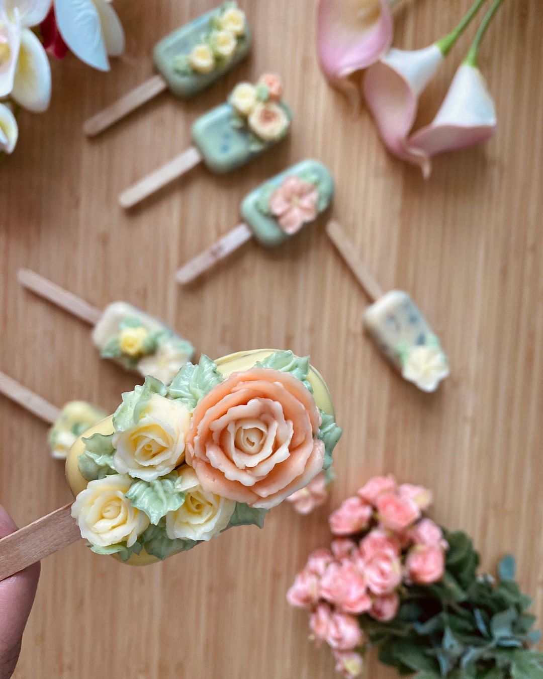 . . .
#koreanflowersbuttercream #flowers #feed #foodinstagram #instafood #buttercream #flowersofinstagram #dessertsofinstagram