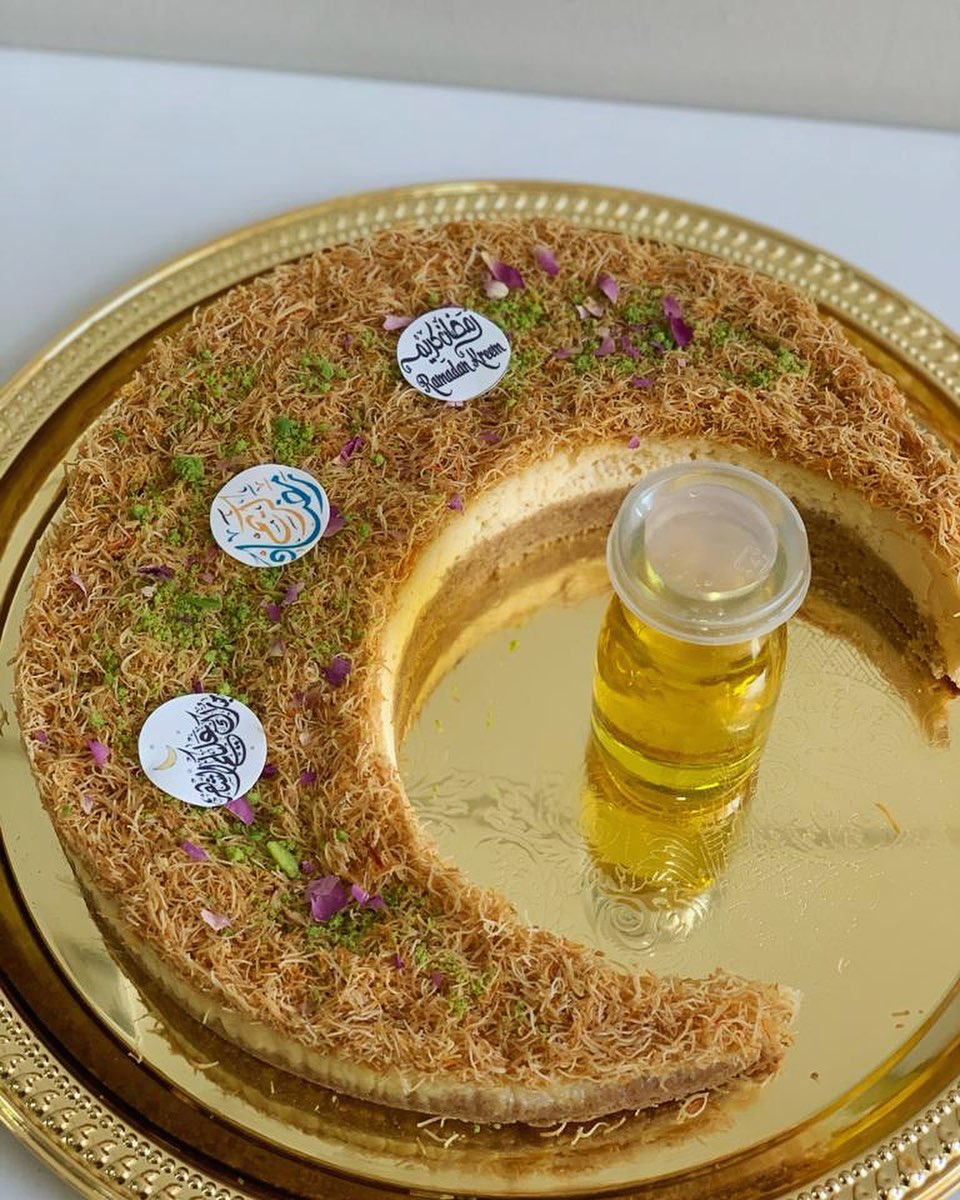 طلبية زبونتي العزيزة لجيز كنافه ب 200